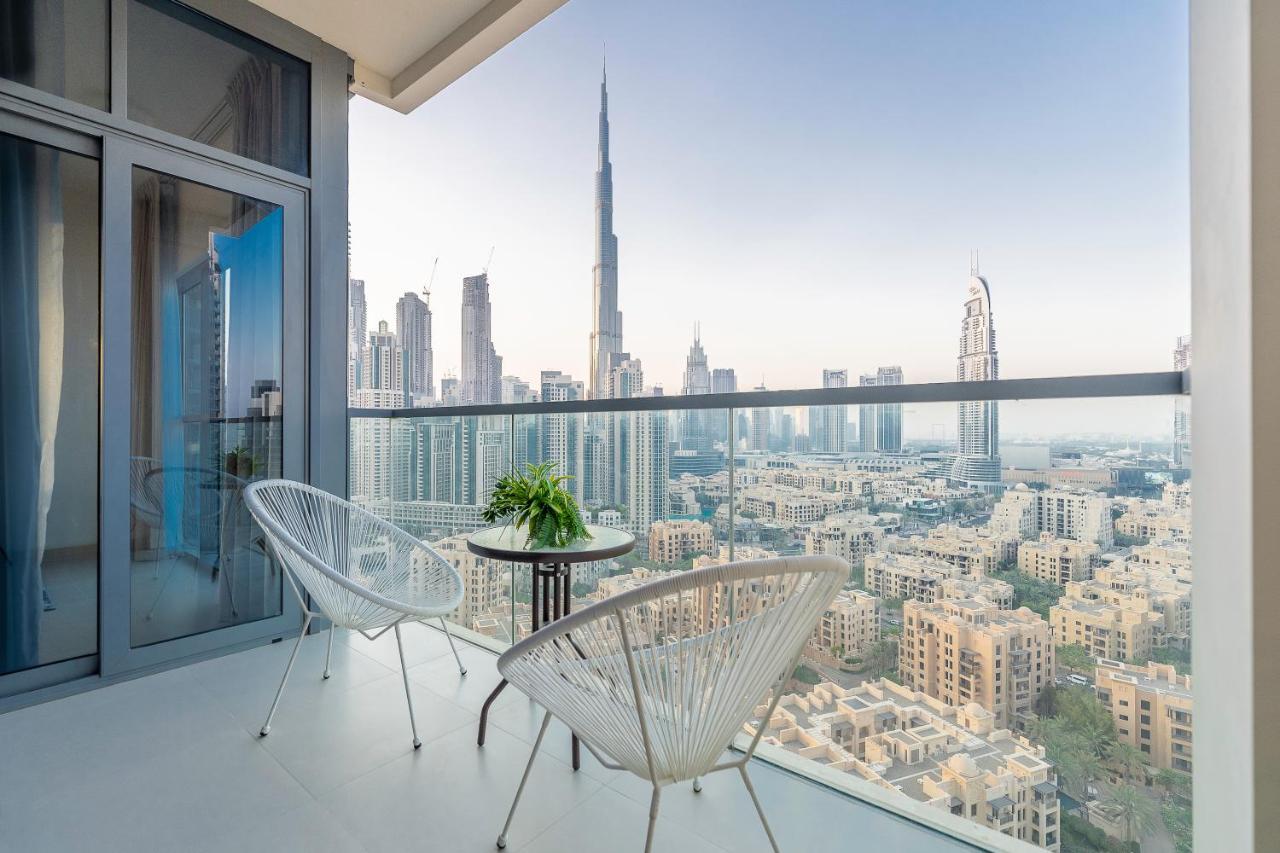 Spacious Art Deco With Burj & Canal Views Дубай